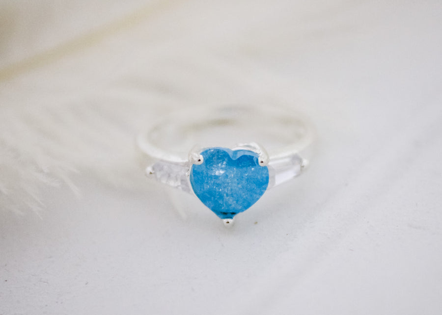 Anillo corazón celeste