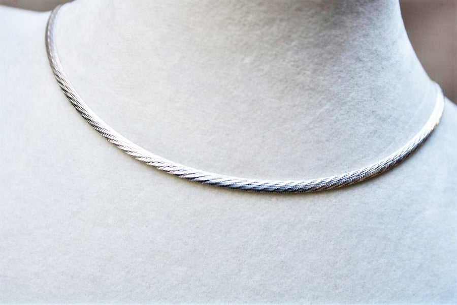 Choker cinta plana - Silver Line